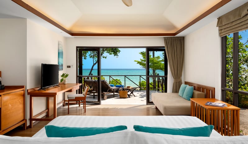 SAii PhiPhi Island Village Beachfront Junior Suite King Bed Bed View
